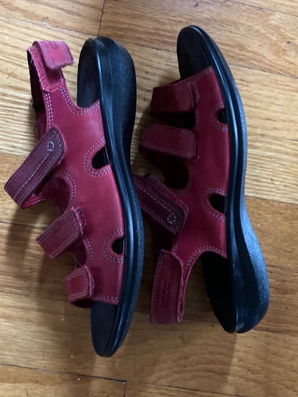 Red ECCO Sandals - Picture 2 of 5